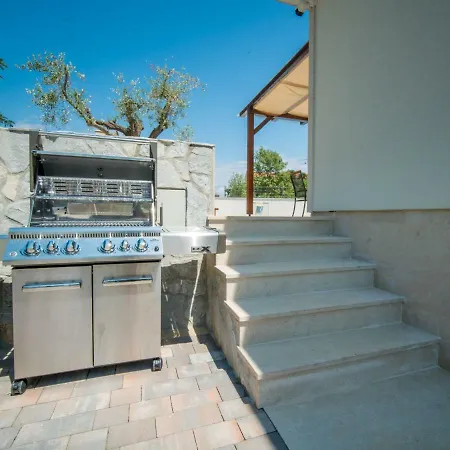 Ivana By Interhome * Gostinjac